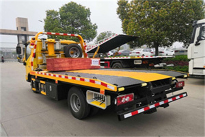 荣县道路救援拖车报价